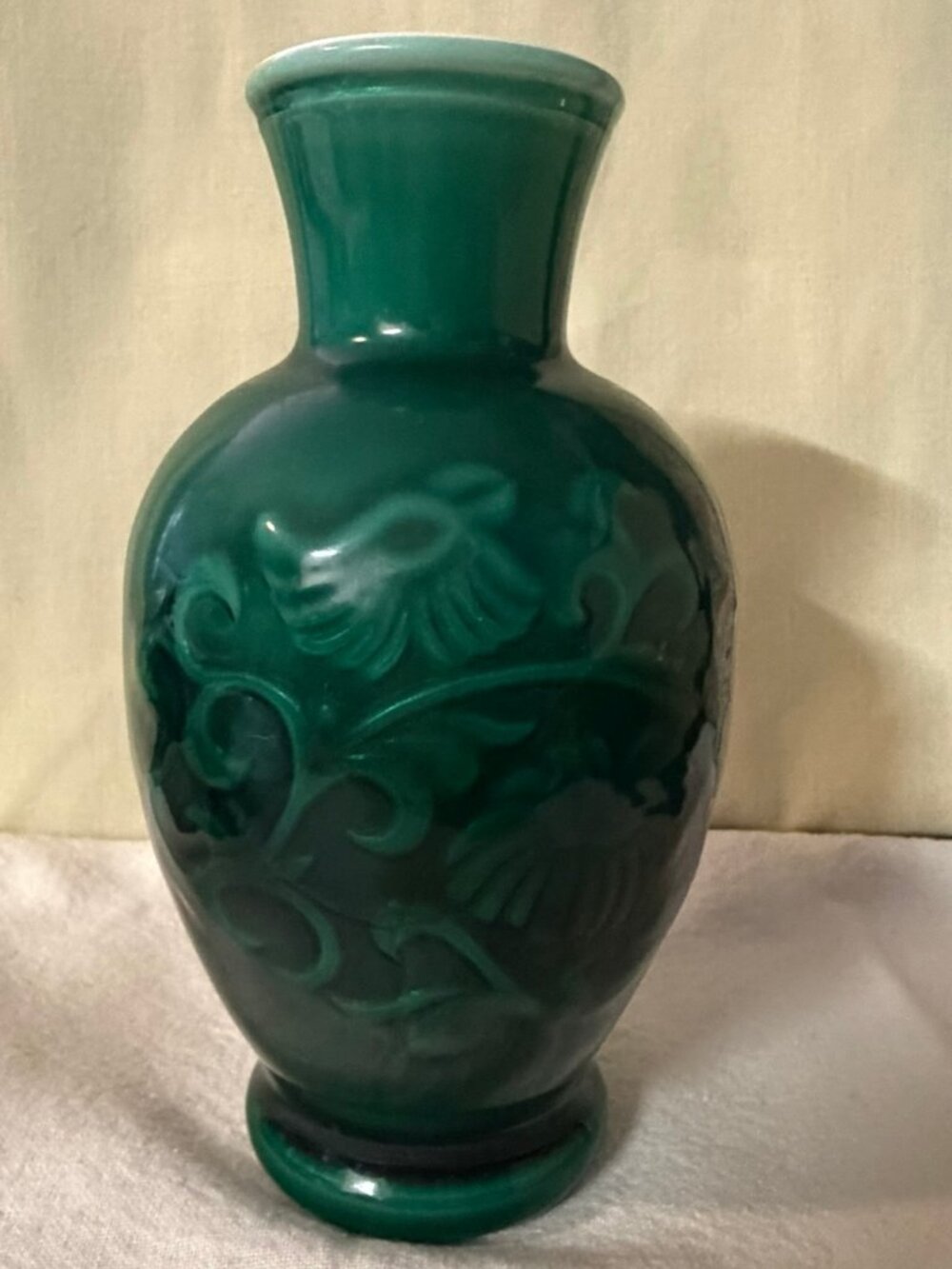 Vintage Avon Spring Bouquet Fragranced Vase - Jade Green (1981)